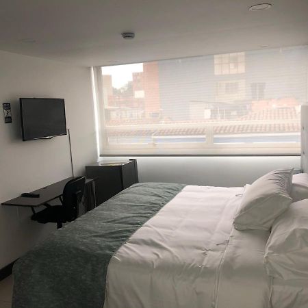 Hotel Serenity Corferias Bogota Exterior photo