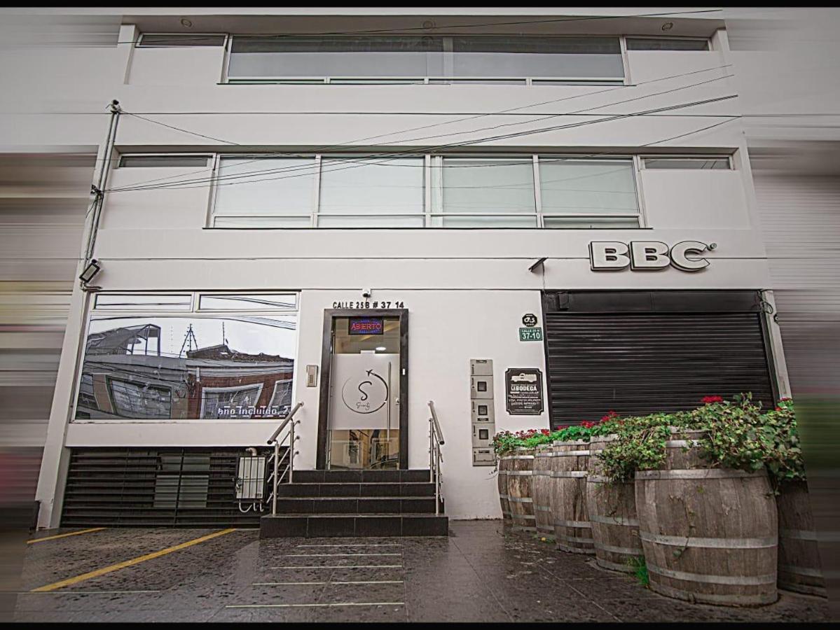 Hotel Serenity Corferias Bogota Exterior photo